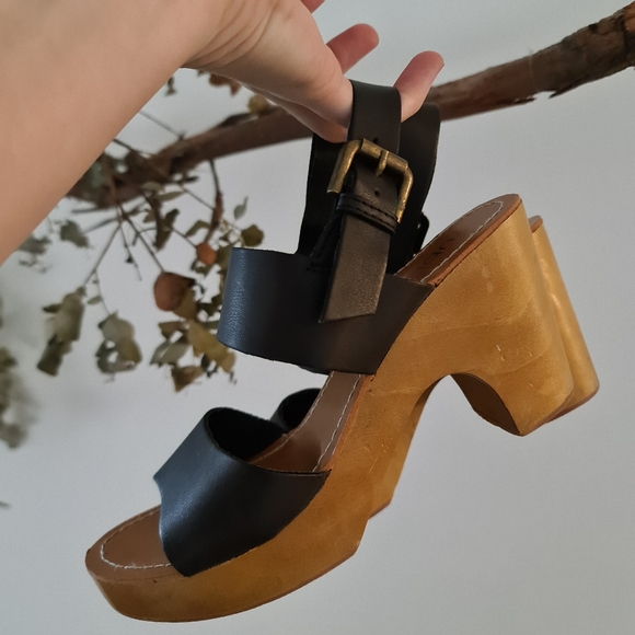 Shoes - 🎉Host Pick🎉 Retro Vintage Platform Heels Shoes